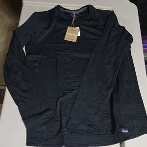 Patagonia Men's Capilene Thermal Weight Crew Black Long Sleeve Top